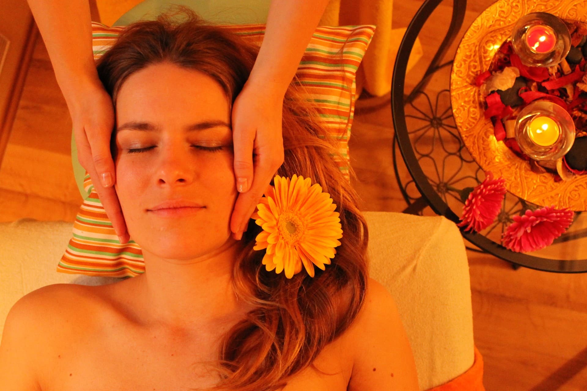 Indická masáž hlavy — Masáže Pontika Brno